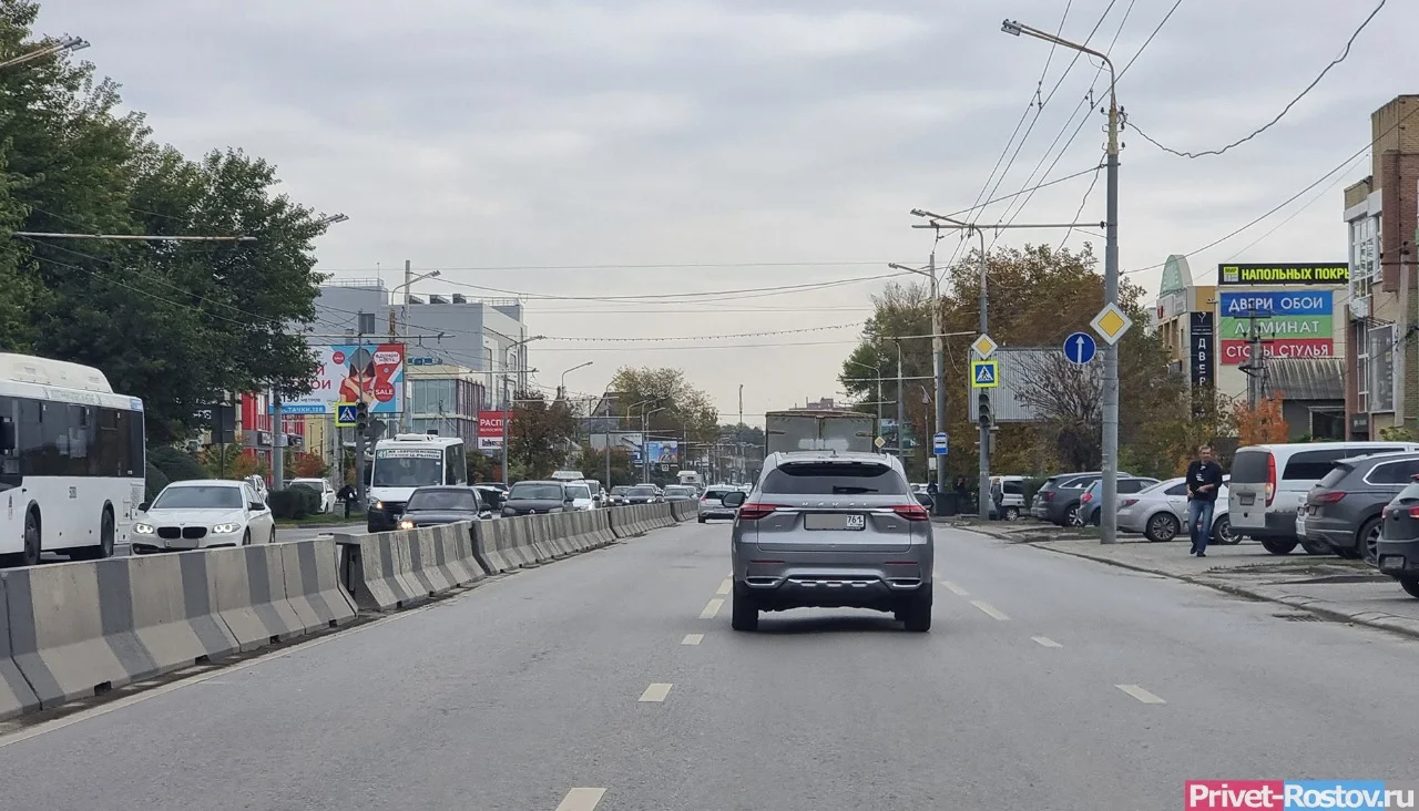 В Ростове решают реконструировать и продлить дорогу на проспекте Стачки